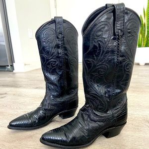 SALE!!! Dan Post Women’s Cowboy 🤠 👢 Boots